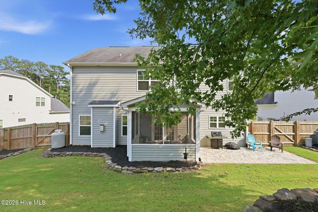 610 Overland Court, Vass, NC 28394
