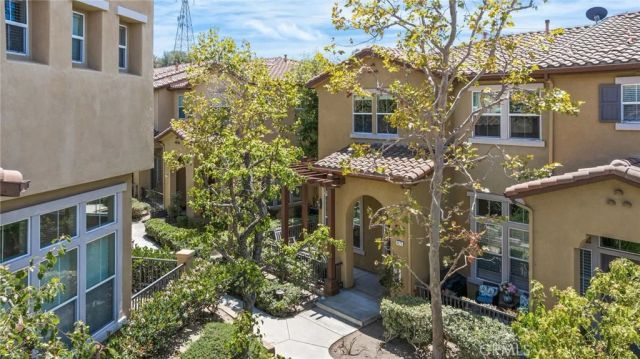 8475 E Kendra Loop, Orange, CA 92867