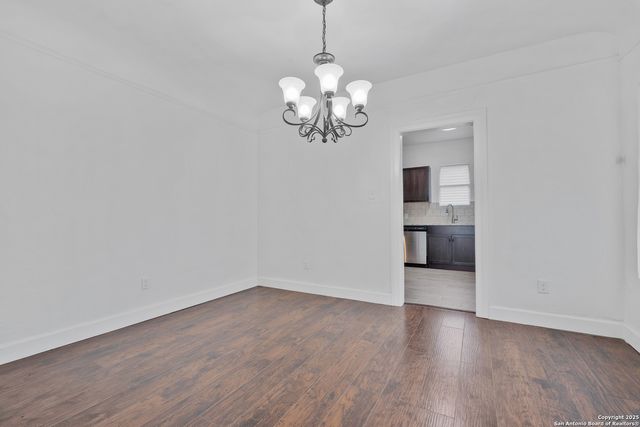 438 Vanderbilt, San Antonio, TX 78210