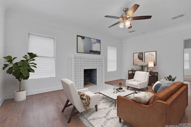 438 Vanderbilt, San Antonio, TX 78210