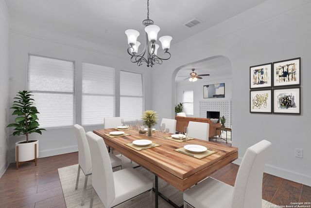 438 Vanderbilt, San Antonio, TX 78210