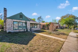 438 Vanderbilt, San Antonio, TX 78210