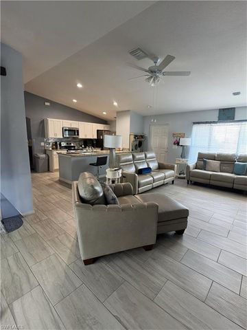 7081 Brazil CIR, Labelle, FL 33935