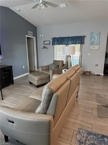 7081 Brazil CIR, Labelle, FL 33935