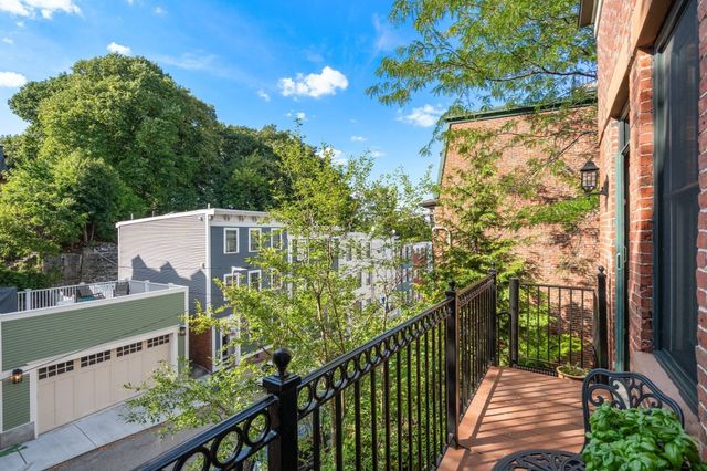295 Bunker Hill St 2, Boston, MA 02129