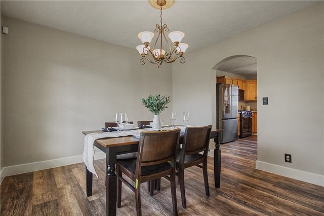 102 Sycamore Ln, N Franklin Twp, PA 15301