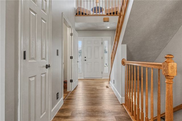 102 Sycamore Ln, N Franklin Twp, PA 15301