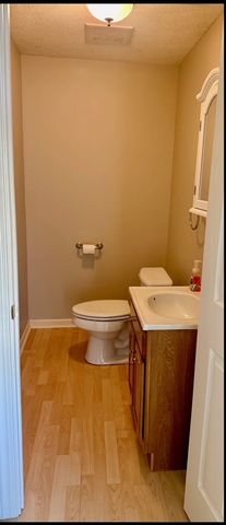 102 Sycamore Ln, N Franklin Twp, PA 15301