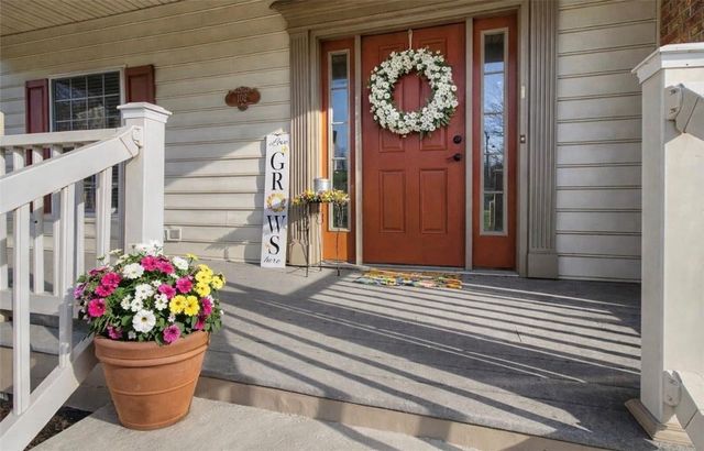 102 Sycamore Ln, N Franklin Twp, PA 15301