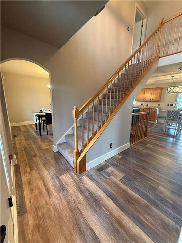 102 Sycamore Ln, N Franklin Twp, PA 15301