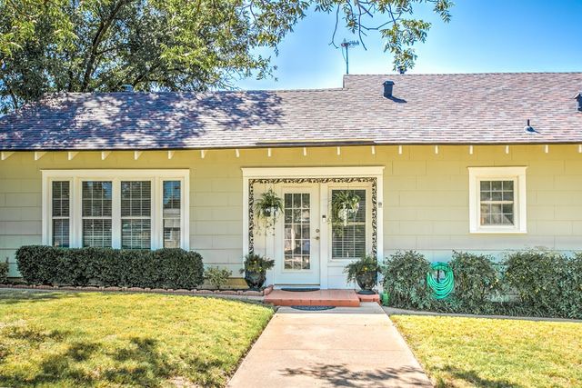 308 5th Street, Ballinger, TX 76821