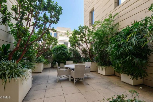 345 E Colorado Boulevard 302, Pasadena, CA 91101