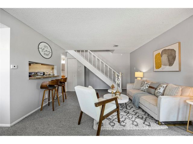 1250 S Monaco Pkwy 50, Denver, CO 80224