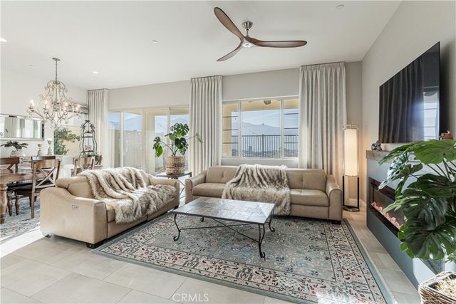 24159 Evesong, Corona, CA 92883
