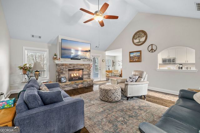 393 Linwood Drive, Demorest, GA 30535
