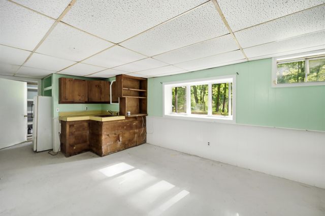 7 Fran Avenue, Plaistow, NH 03865