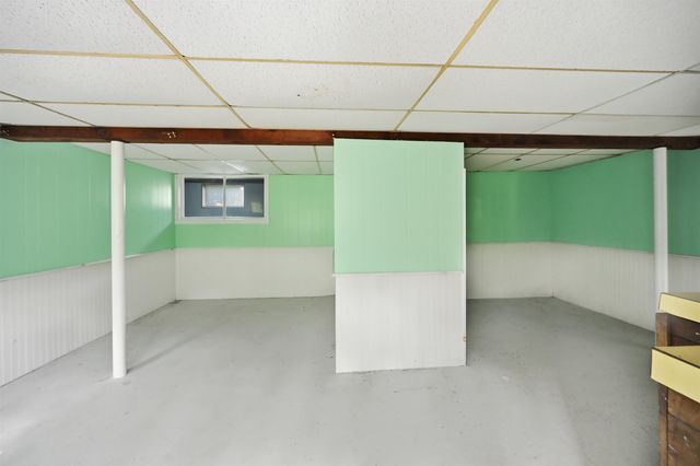 7 Fran Avenue, Plaistow, NH 03865