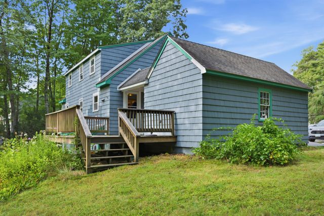 7 Fran Avenue, Plaistow, NH 03865