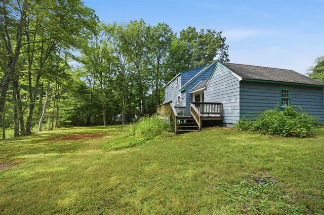 7 Fran Avenue, Plaistow, NH 03865