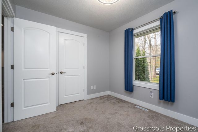 11706 S US 31, Montague Twp, MI 49437