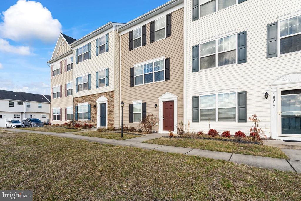 18315 CONGRESSIONAL CIR, Ruther Glen, VA 22546