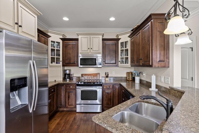 215 Vineyard Boulevard, Ringgold, GA 30736