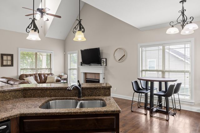 215 Vineyard Boulevard, Ringgold, GA 30736