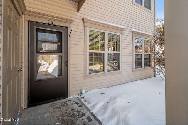 73 Saratoga Road APT 15, Glenville, NY 12302