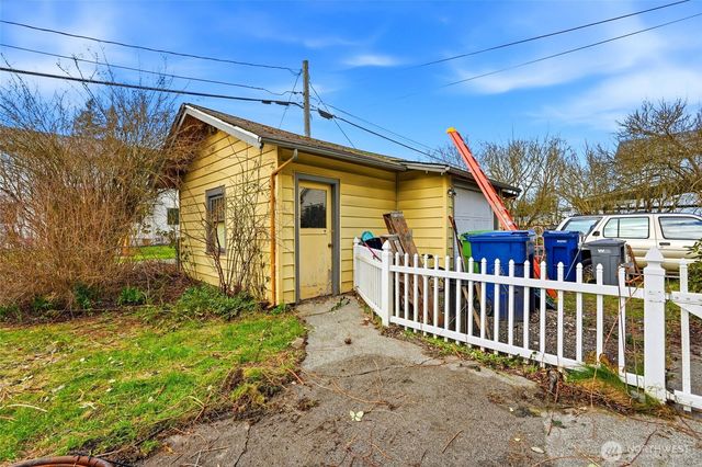 430 S Olympic Avenue, Arlington, WA 98223