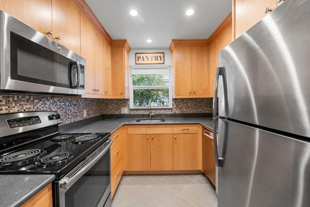 2870 NE 14th St Causeway 203C, Pompano Beach, FL 33062