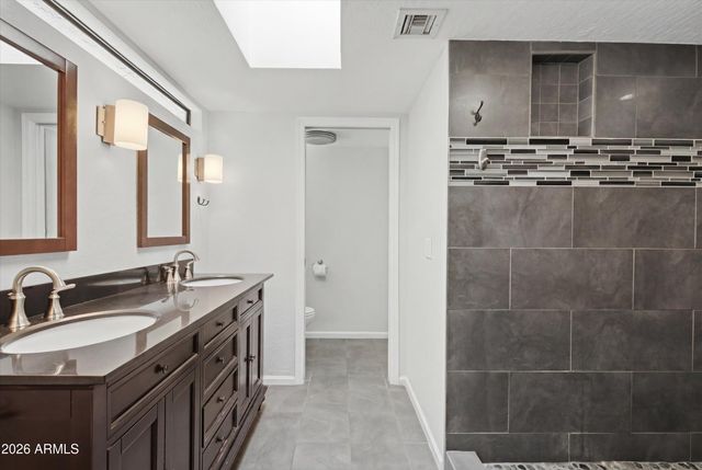 6543 N CENTRAL Avenue 2, Phoenix, AZ 85012