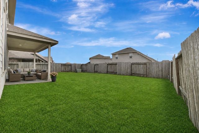 4327 Oakdale Mist Drive, Dickinson, TX 77539