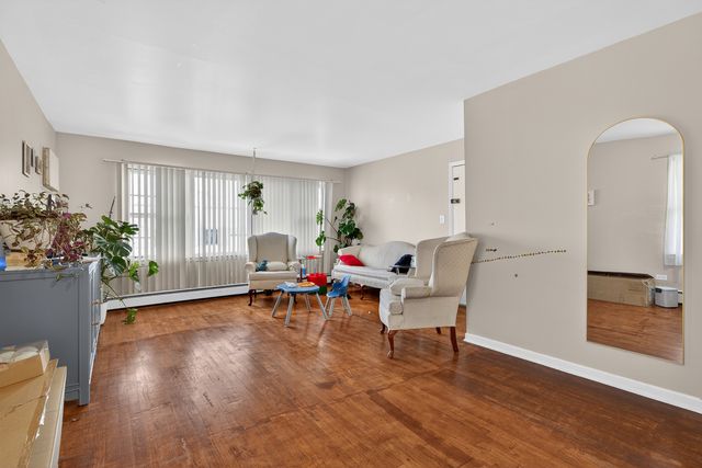 1524 N Caryl Avenue, Melrose Park, IL 60160