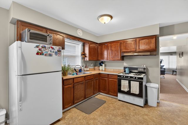 1524 N Caryl Avenue, Melrose Park, IL 60160