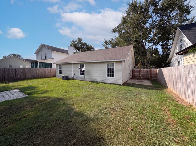 218 Persimmon Circle, Goose Creek, SC 29445