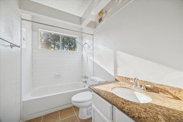 3317 Golden Trails Drive 802, Kingwood, TX 77345