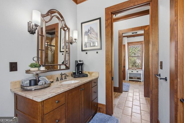 124 Wilderness Way, Ellijay, GA 30536