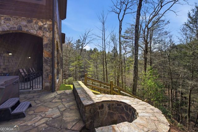 124 Wilderness Way, Ellijay, GA 30536