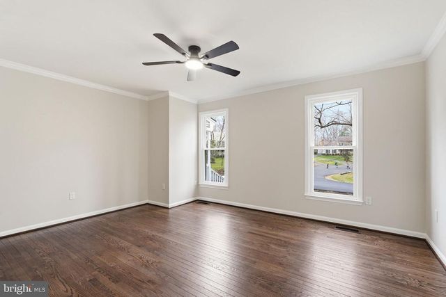 7087 WESTMORELAND DR, Warrenton, VA 20187