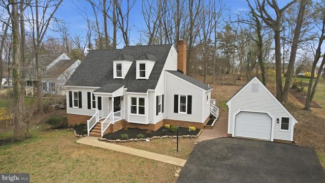 7087 WESTMORELAND DR, Warrenton, VA 20187