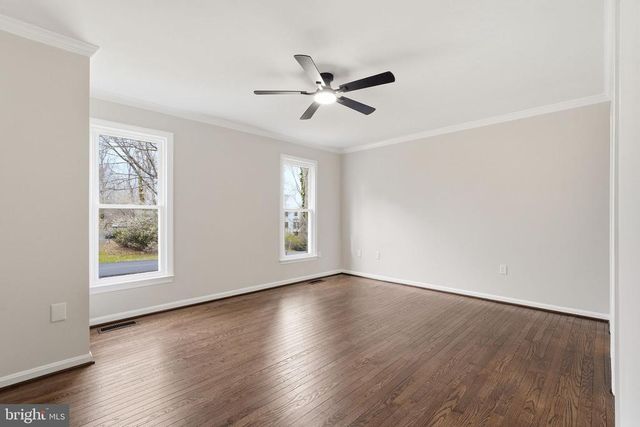 7087 WESTMORELAND DR, Warrenton, VA 20187