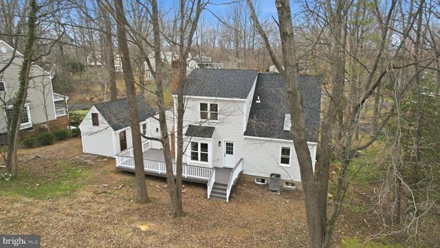 7087 WESTMORELAND DR, Warrenton, VA 20187