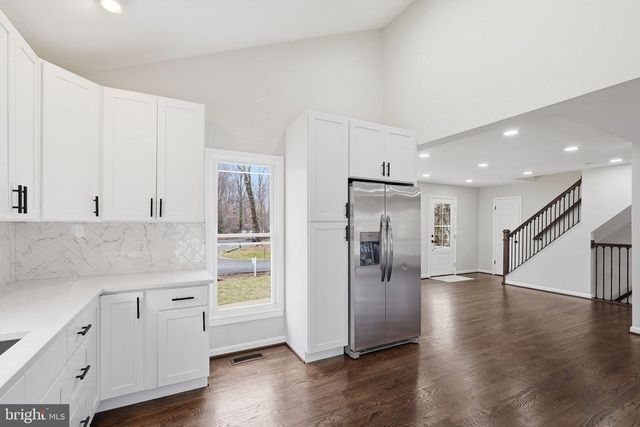 7087 WESTMORELAND DR, Warrenton, VA 20187