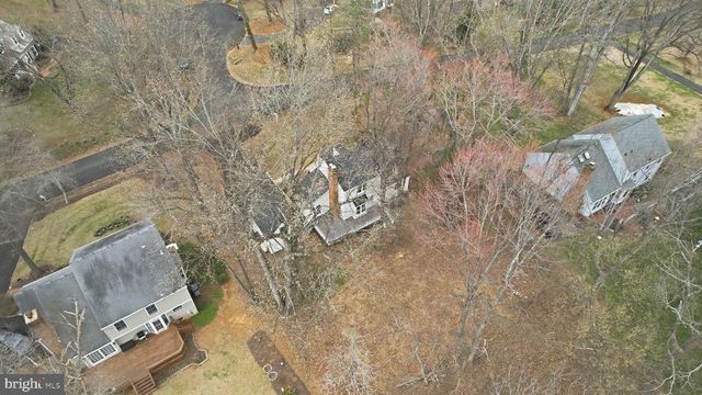 7087 WESTMORELAND DR, Warrenton, VA 20187