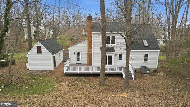7087 WESTMORELAND DR, Warrenton, VA 20187