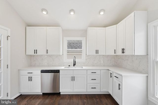 7087 WESTMORELAND DR, Warrenton, VA 20187