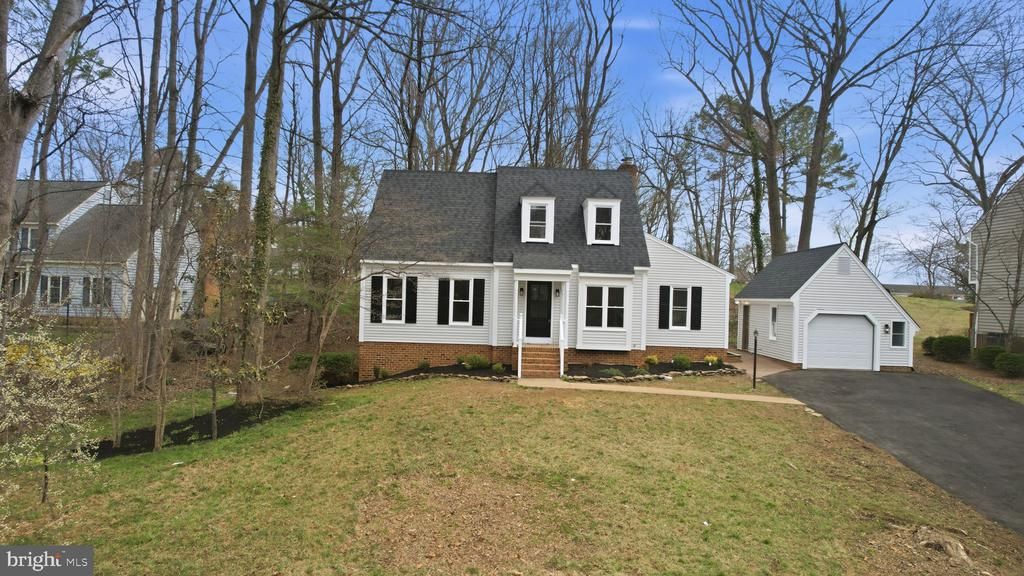 7087 WESTMORELAND DR, Warrenton, VA 20187