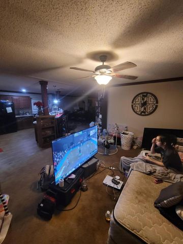 511 Howlin Road, Defuniak Springs, FL 32433