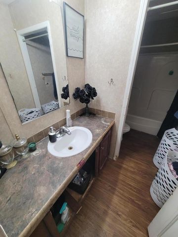 511 Howlin Road, Defuniak Springs, FL 32433