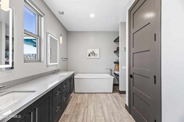 6135 Stagecoach Pass --, Cave Creek, AZ 85331